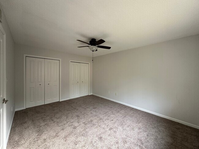 Bedroom - 507 NW 39th Rd