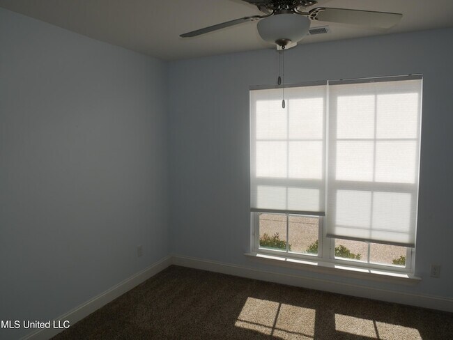 Building Photo - 4579 Spike Ln