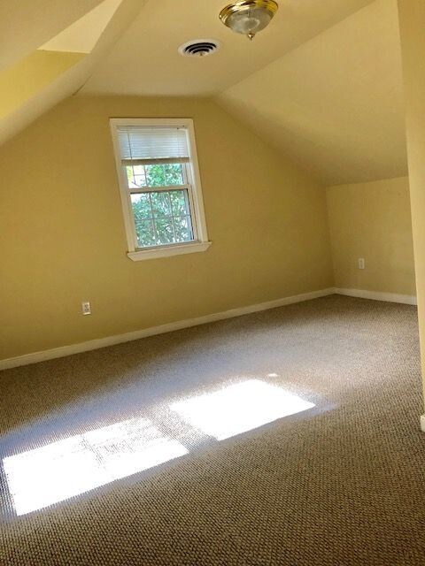Building Photo - PRICE DROPBeautiful 3 Bedroom 1.5 Bath Home n