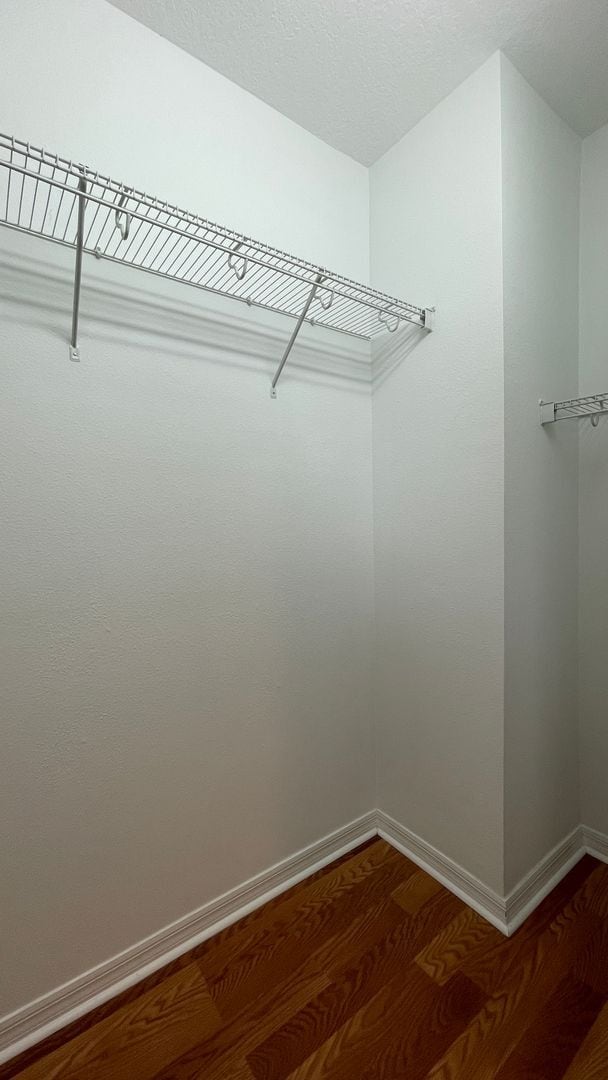 Building Photo - Charming,Pet Friendly 2 Bedroom, 2.5 Bath Townhome!