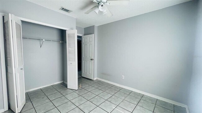 Building Photo - 1613 Little River Dr