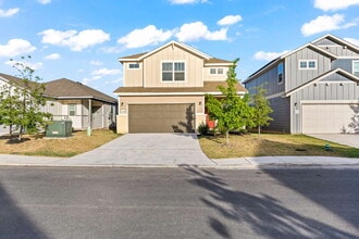 Building Photo - "Spacious 4-Bedroom Retreat with 3 Full Baths in San Antonio – Your Perfect 2029 Sq Ft Sanctuary!"