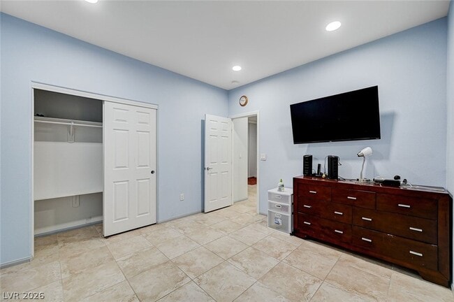 Building Photo - 7129 Weavers Pl