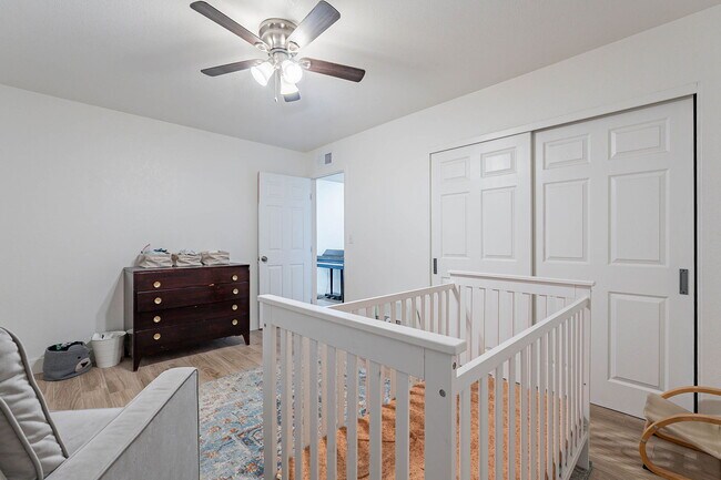 Building Photo - 651 E Kael Cir