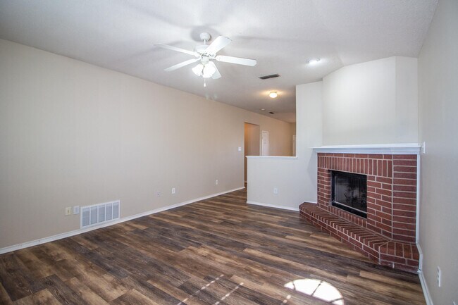Building Photo - 6528 88th St