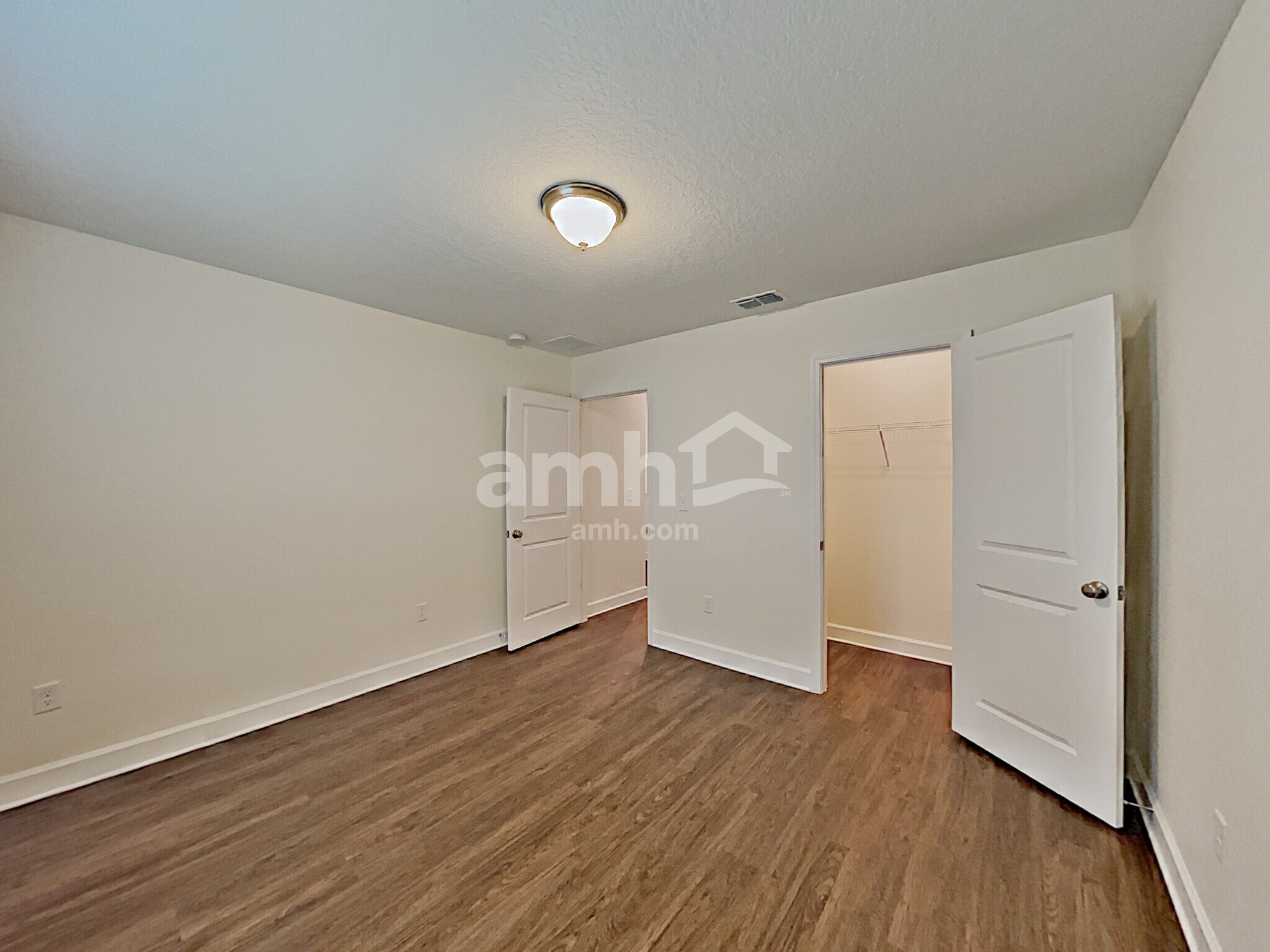 Building Photo - 8595 Highfield Ave