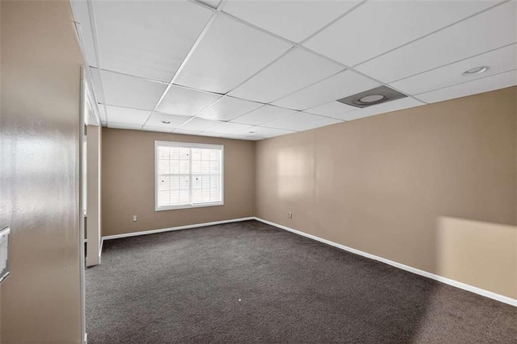 Building Photo - 630 Castlebar Way