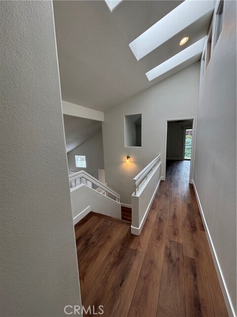 Building Photo - 69 Giotto