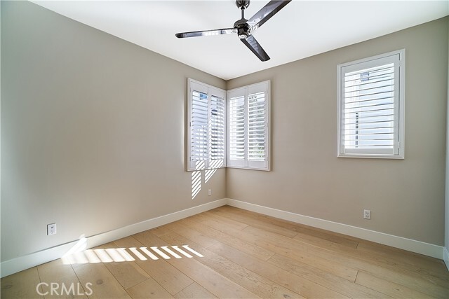 Building Photo - 6 Transport