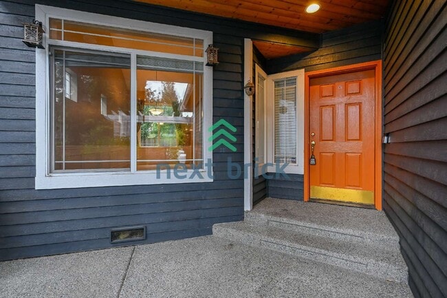 Building Photo - Spacious 4-Bedroom Retreat in Bothell with 2.5 Baths and 2454 Sq Ft of Comfort!