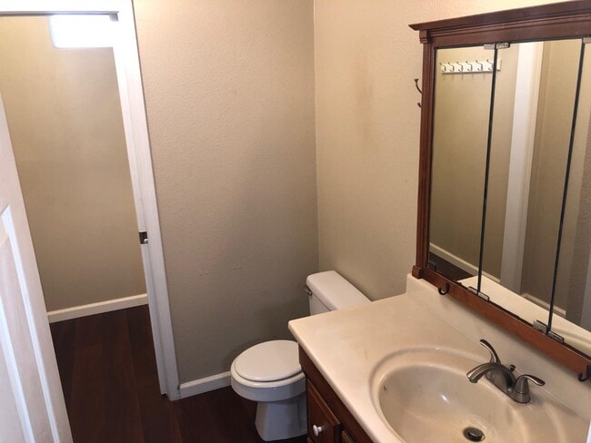 Building Photo - 7902 Clinton Ave