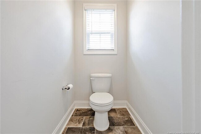 Building Photo - 429 Letterfearn Dr
