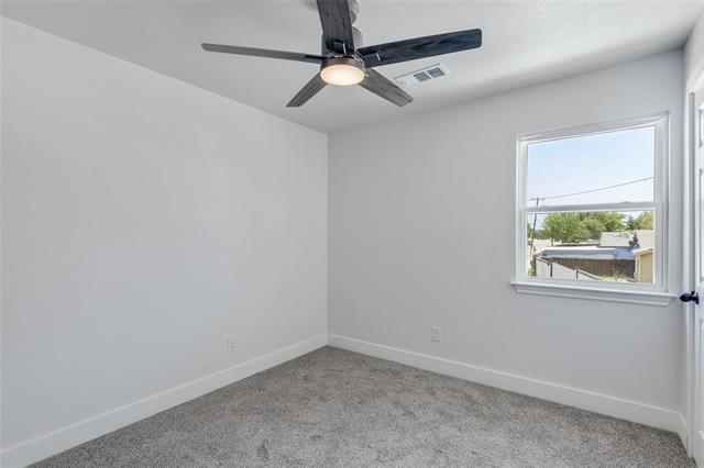 Building Photo - 2025 Red Cloud Dr
