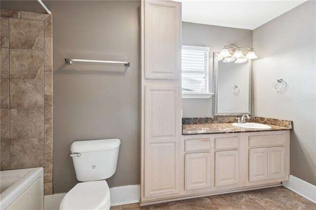 Building Photo - 4813 Laurel St