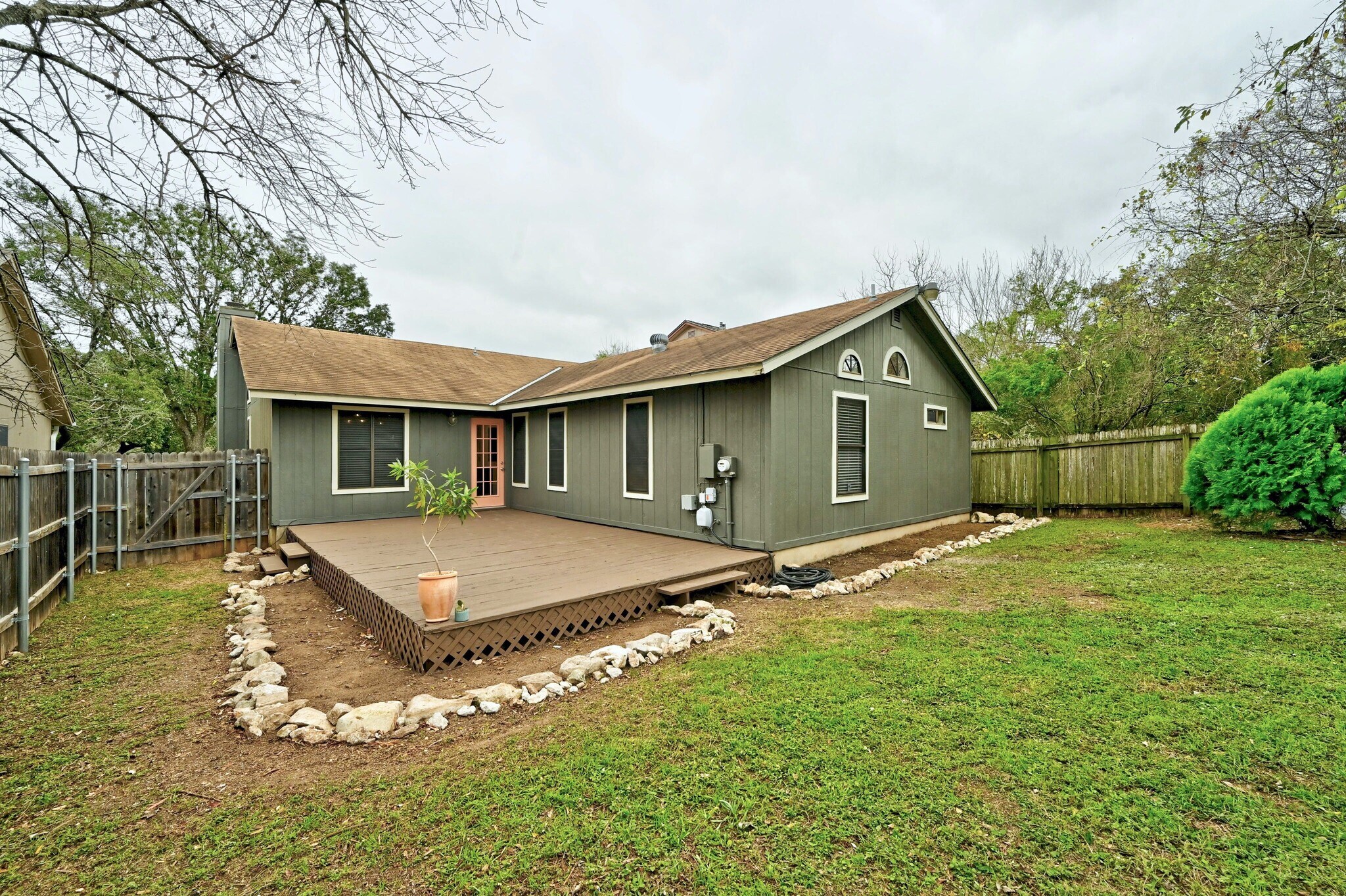 Building Photo - 4712 Velasco Plz