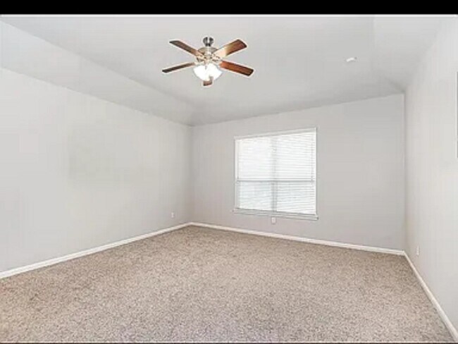 Building Photo - 28706 Forest Pass Ln