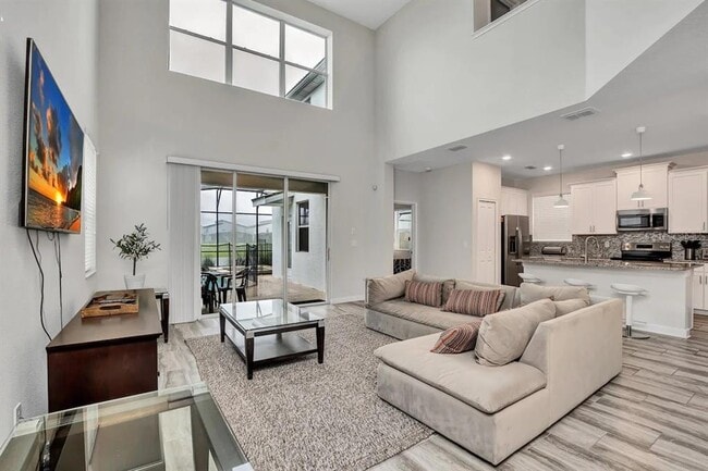 Building Photo - 4769 Kings Castle Cir