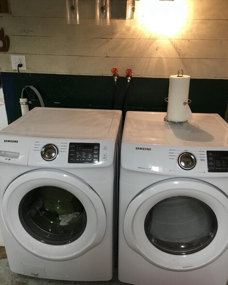 Washer and dryer - 20986 US-6