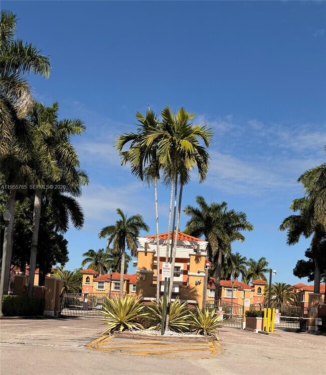 Building Photo - 10686 SW 8th St