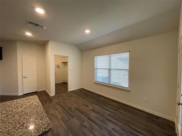 Building Photo - 761 Jamestown Ln