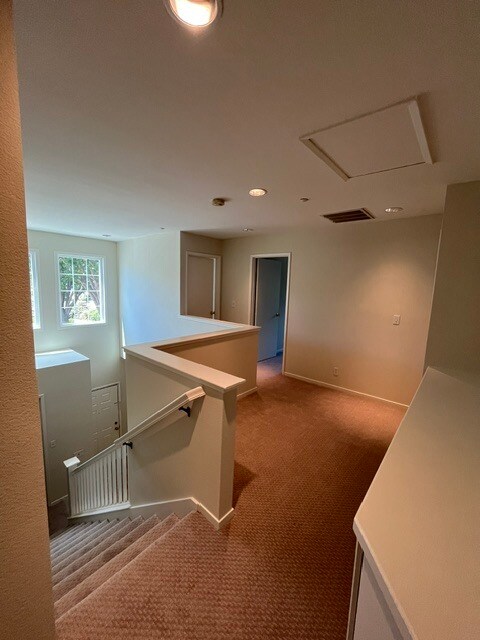 Building Photo - 150 Positano Cir