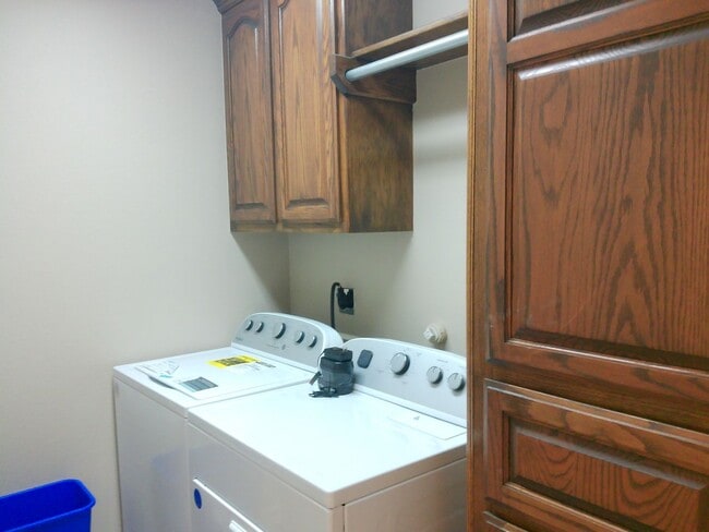Building Photo - 4750 Grand Junction Drive