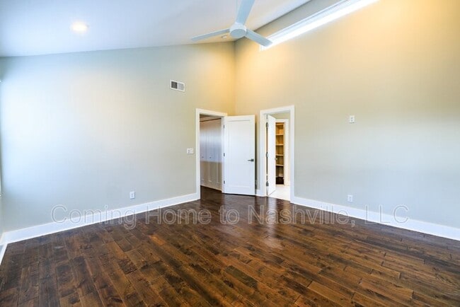 Building Photo - 1719 Pecan St