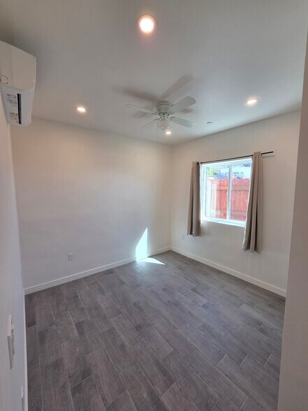 Building Photo - 855 Winston Dr