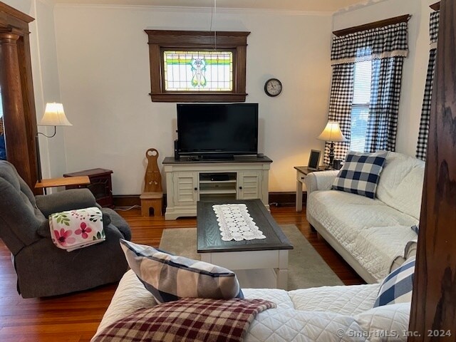 Building Photo - 118-120 Sutton Ave