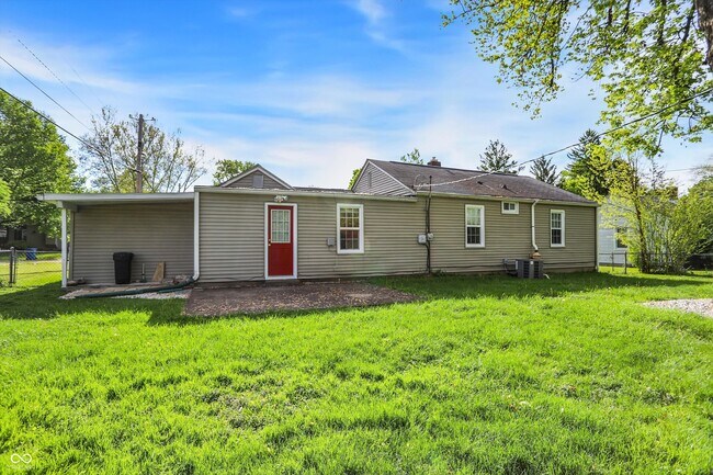 Building Photo - 6742 Hillside Ave