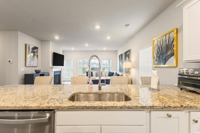 Building Photo - 5822 Whitebark Dr