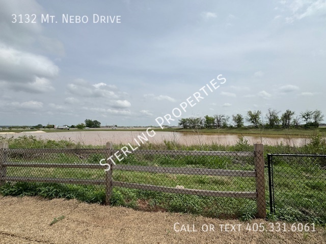 Building Photo - 3132 Mt Nebo Dr