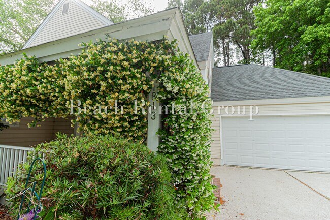 Building Photo - 1813 Windmere Way