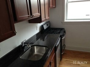 Building Photo - 1627 W Farwell-1N