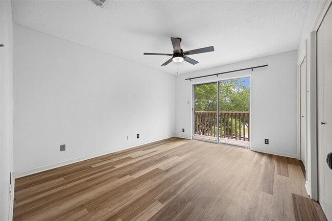 Building Photo - 8100 Dunn St