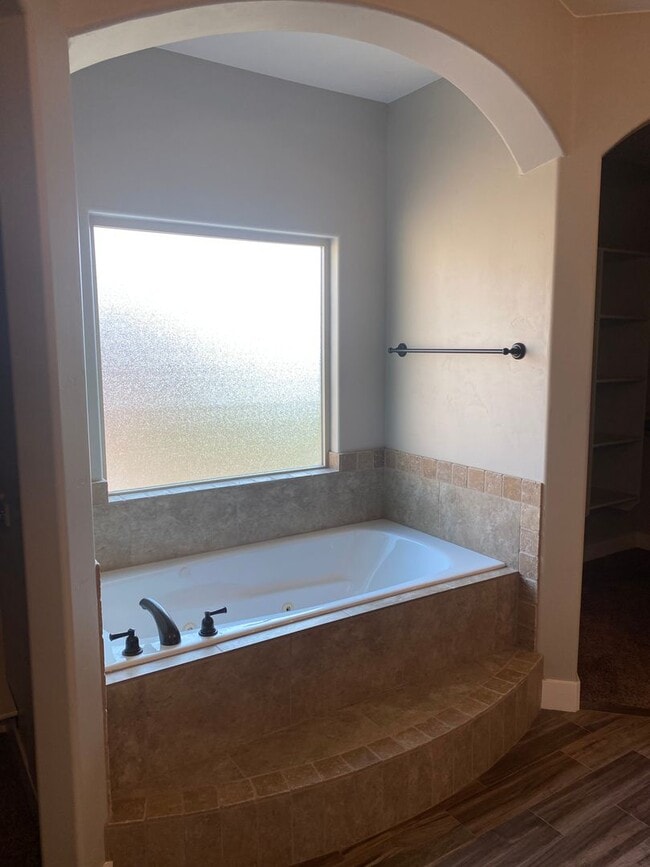 Building Photo - Dixie Springs Home