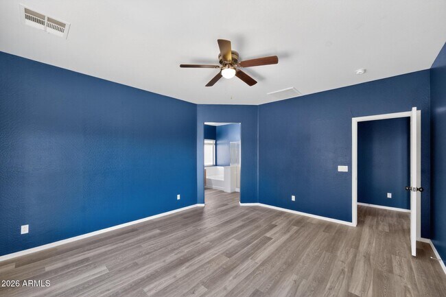 Building Photo - 38248 W Santa Clara Ave
