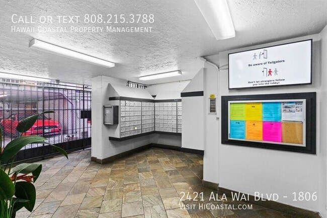 Building Photo - 2421 Ala Wai Blvd