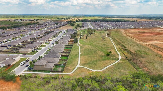 Building Photo - 801 Cinnamon Teal