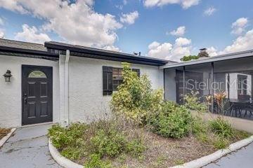 Building Photo - 920 Lakeview Dr