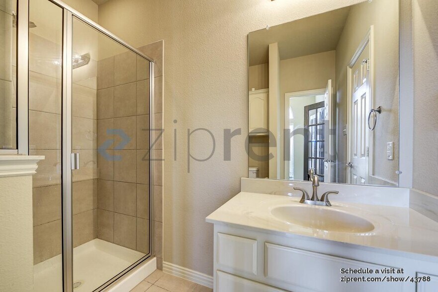 Building Photo - 1105 Shearwater Ln
