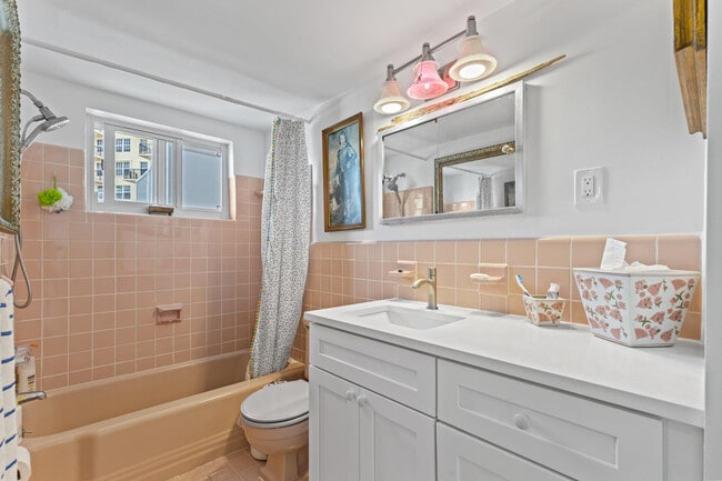 Building Photo - 3500 S Ocean Blvd