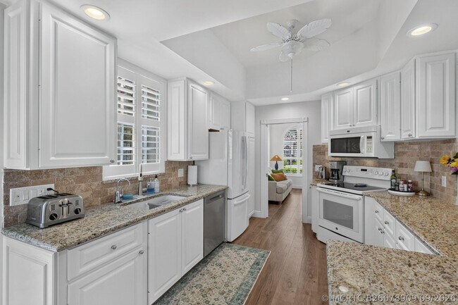 Building Photo - 2596 Irma Lake Dr