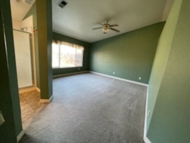 Building Photo - Lovely 3 bedroom / 2 bath home near Miwok ...