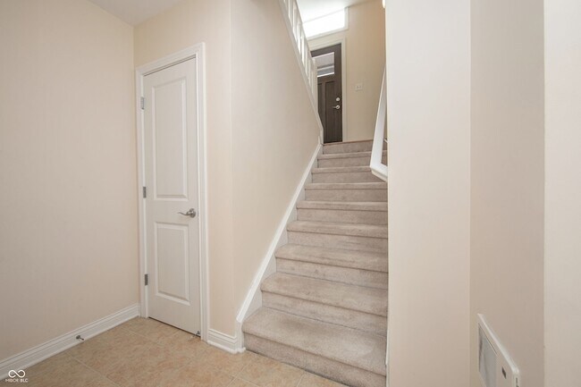 Building Photo - 517 N Park Ave