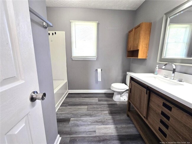 Building Photo - 7132 Dayspring Dr