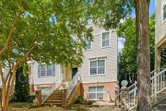 Building Photo - 11308 King George Dr