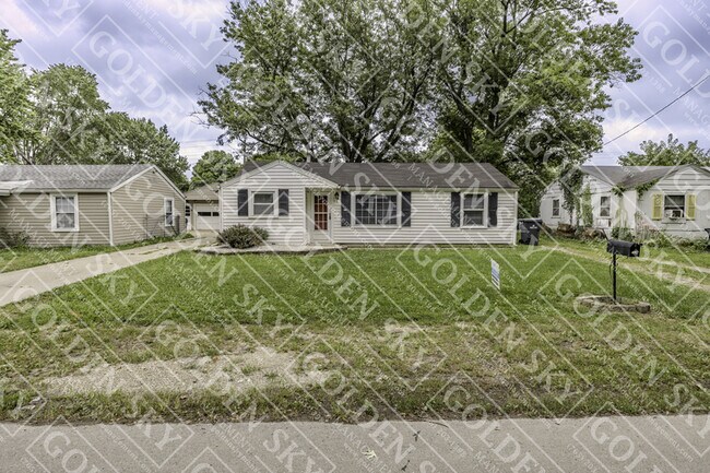 Primary Photo - 1614 S Oakdale Dr