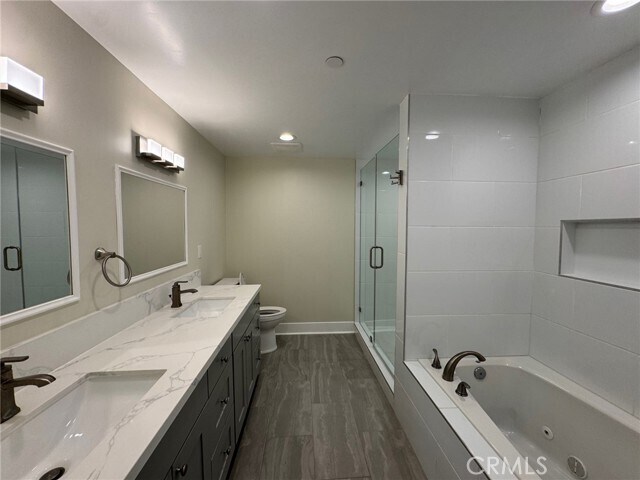 Building Photo - 204 Mockingbird Ln