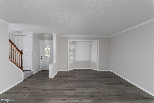 Building Photo - 31 Stone Falls Ct